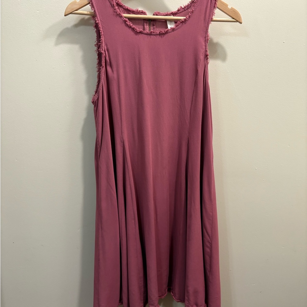 Altar’d State Sleeveless Frayed Hem Dress in Mauve